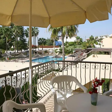Gorgeous Vacation With Balcony And Stunning Views 1c All Yours Apartament Erimi